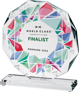 Trofeum szklane 80613 - statuetka szklana 