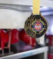 Medal metalowy osp dla strażaka z kolorowym nadrukiem standard plus2.webp