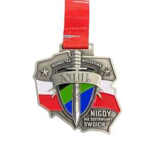 Medal odlewany w kształcie polski nil - medal wojsko odznaka
