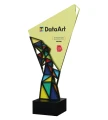 Statuetka-data-art-1.webp