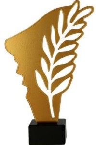 Złota statuetka metalowa zwycięstwo ML-WIN7-PW