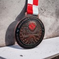 Medal odlewany karate TYŁ B.jpg