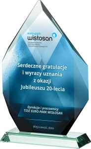 Elegancka statuetka szklana G018 w etui