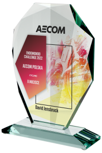 Prestiżowe trofeum szklane G007 w eleganckim etui